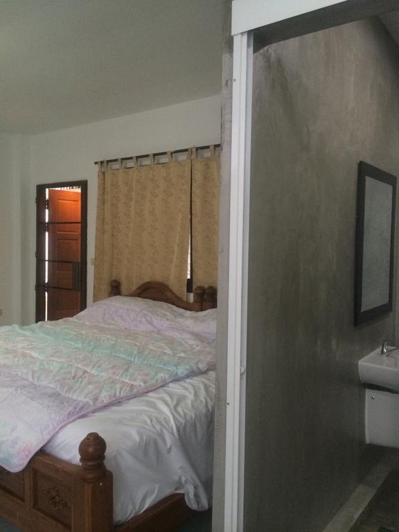 Hom Baan Chiang Mai Hotel Quarto foto